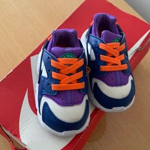 Nike Huarache Toddler size 4C